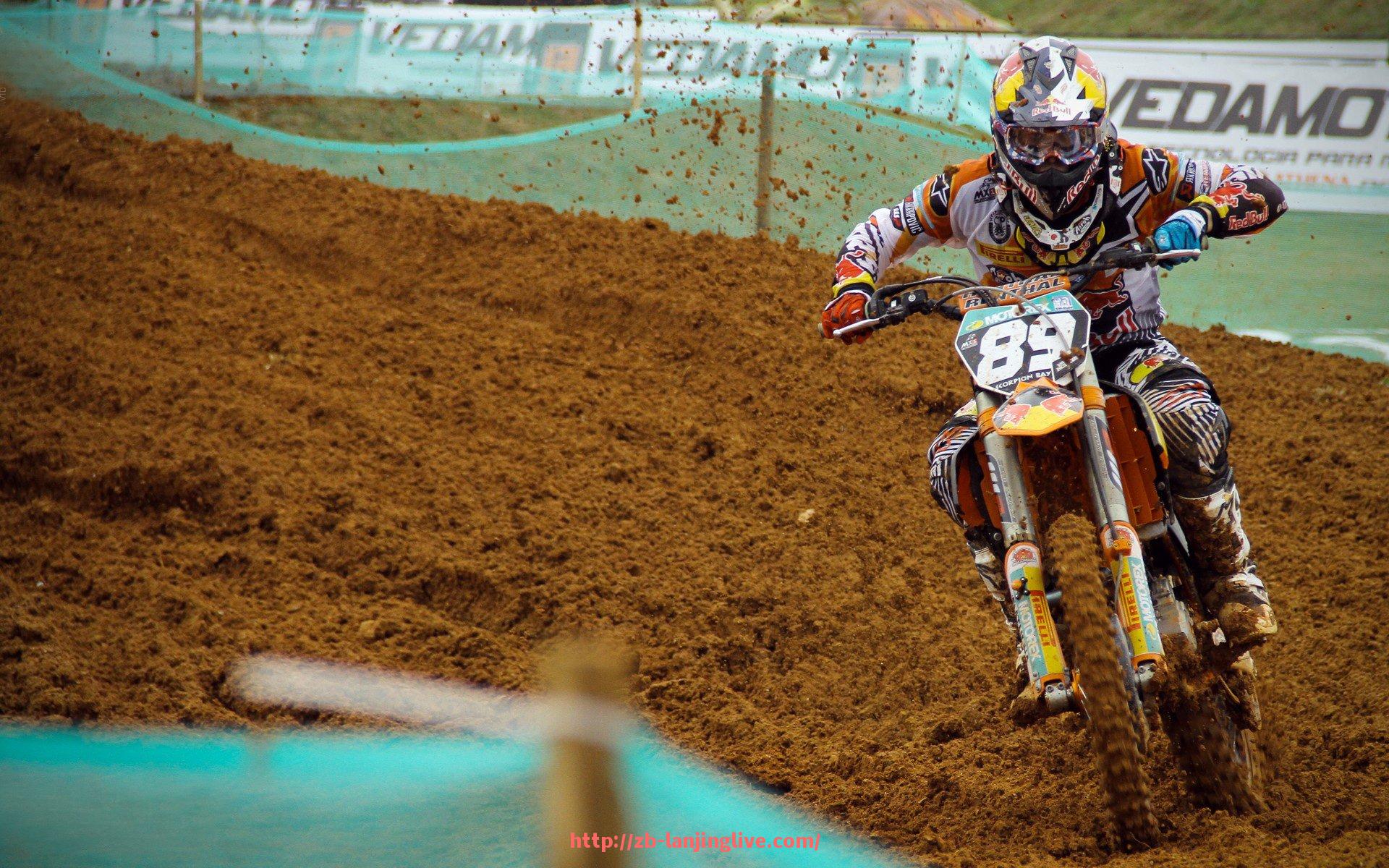 蓝鲸体育直播-健身训练带选购与使用全攻略